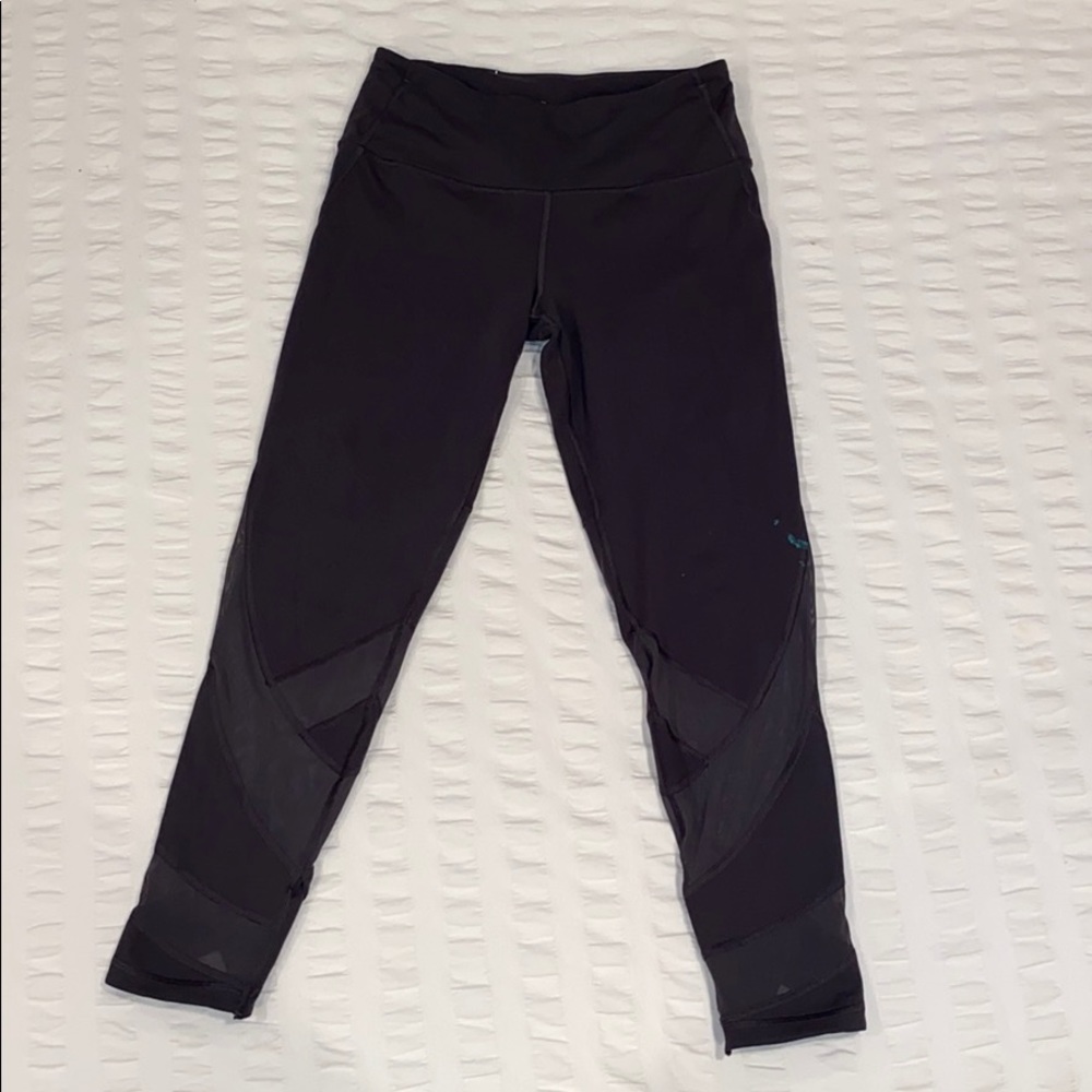 Knockout leggings by Victoria’s Secret Sport